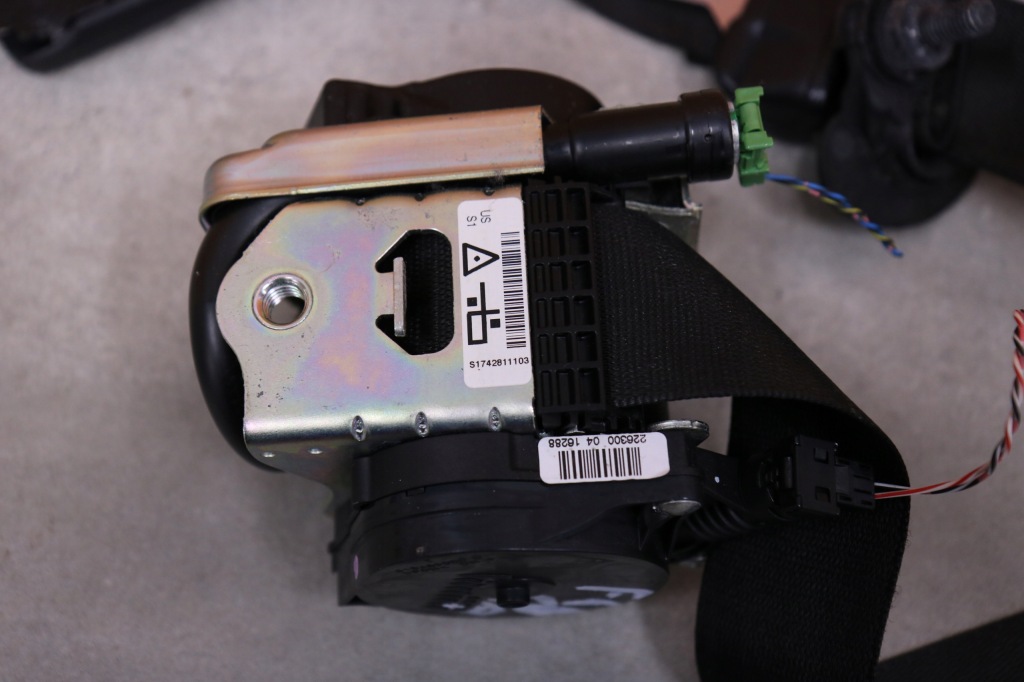 Bmw x1 f48 x2 f39 ремень безопасности левый  перед передний чёрный америка 7428111 Оригинал