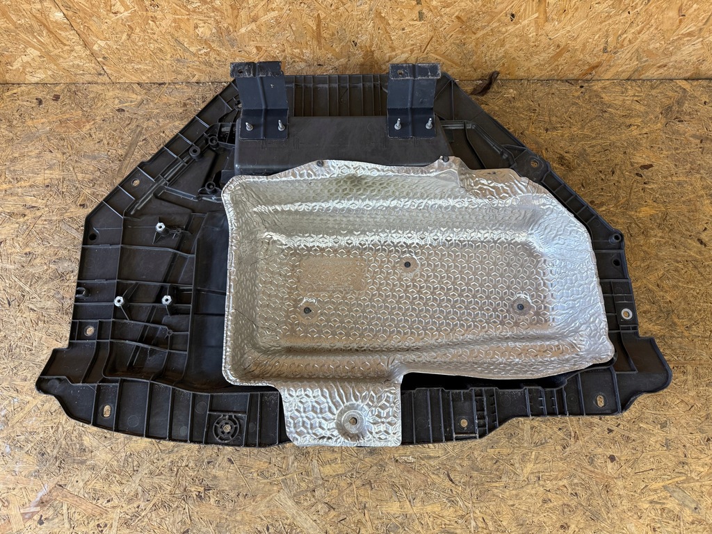 фото №6, Піддон підлога багажника renault megane iv rs 745149718r