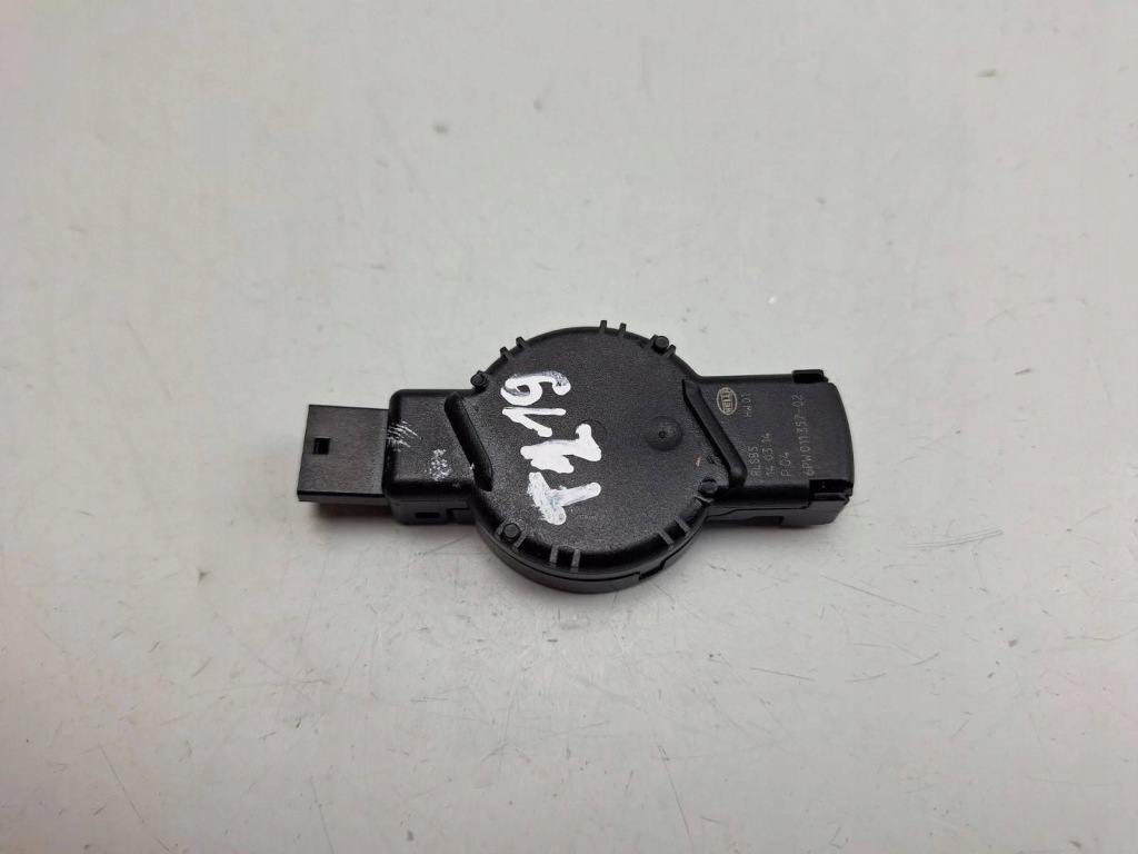 Датчик дождя tesla model s 6pw01135702 с Разборки