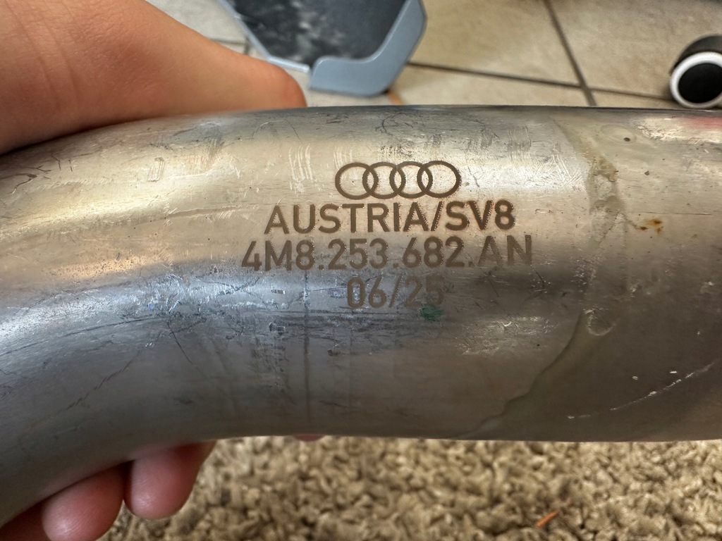 фото №13, Наконечник вихлоп комплект audi q8 4m8253681at, 4m8253682an