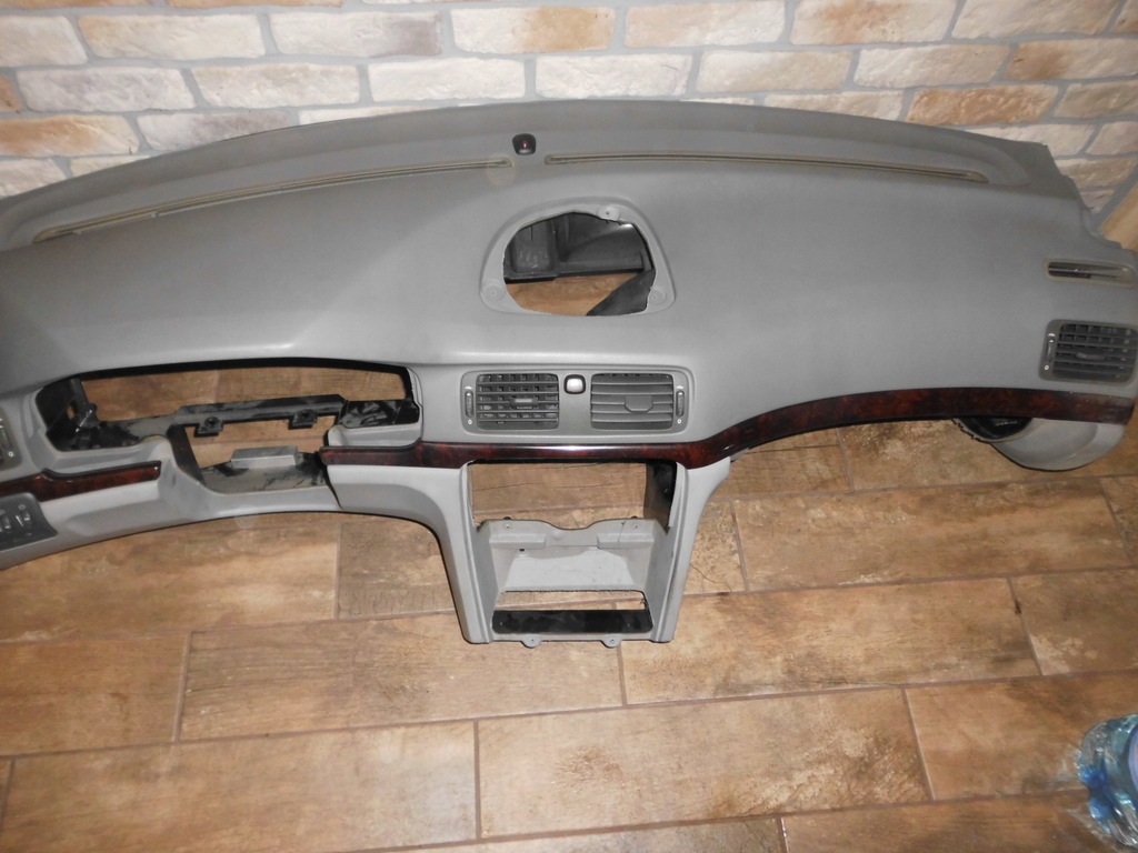 фото №1, Volvo s80 консоль