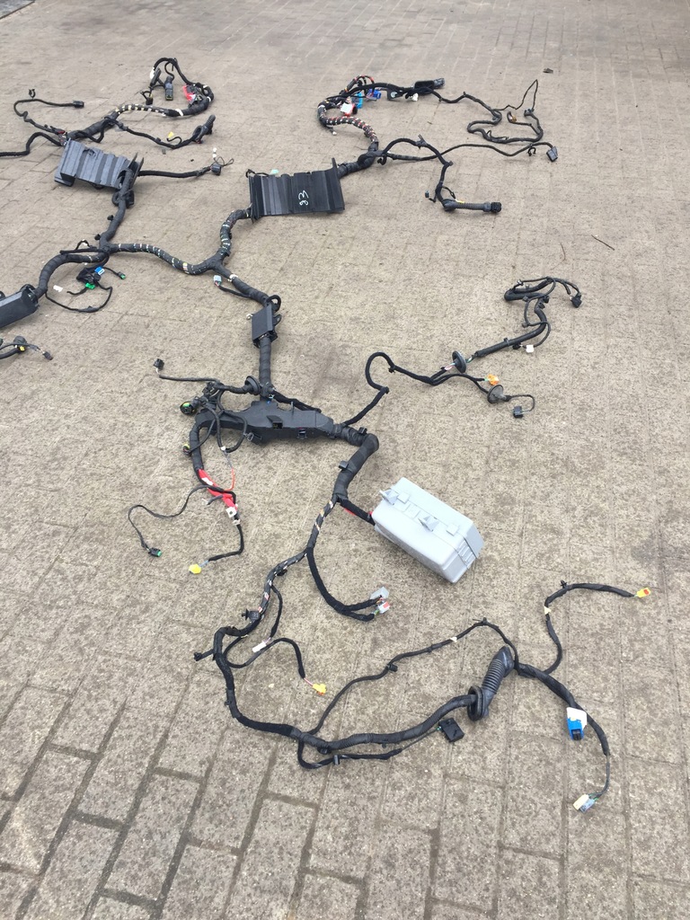 фото №4, Электропроводка салона салонная alfa romeo stelvio бензин