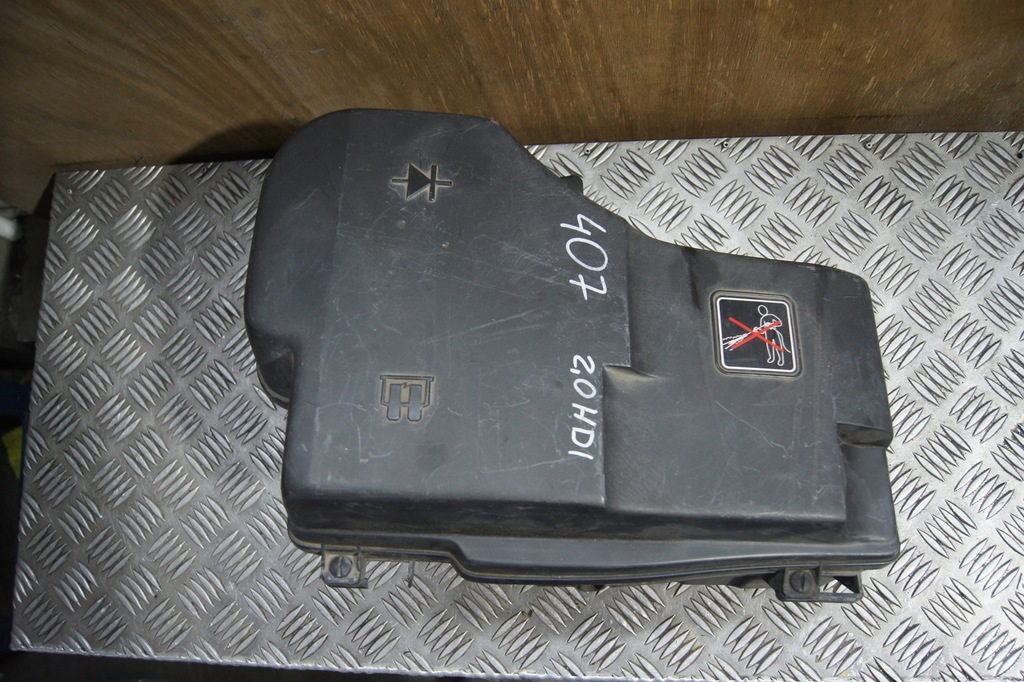 фото №4, Корпус коробка предохранителей peugeot 407