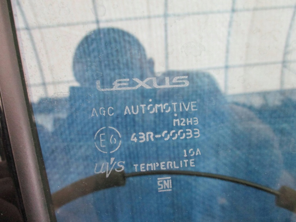 Дверь задняя задняя правое  lexus lbx 24- коплектная  цвет 1l1 с Разборки