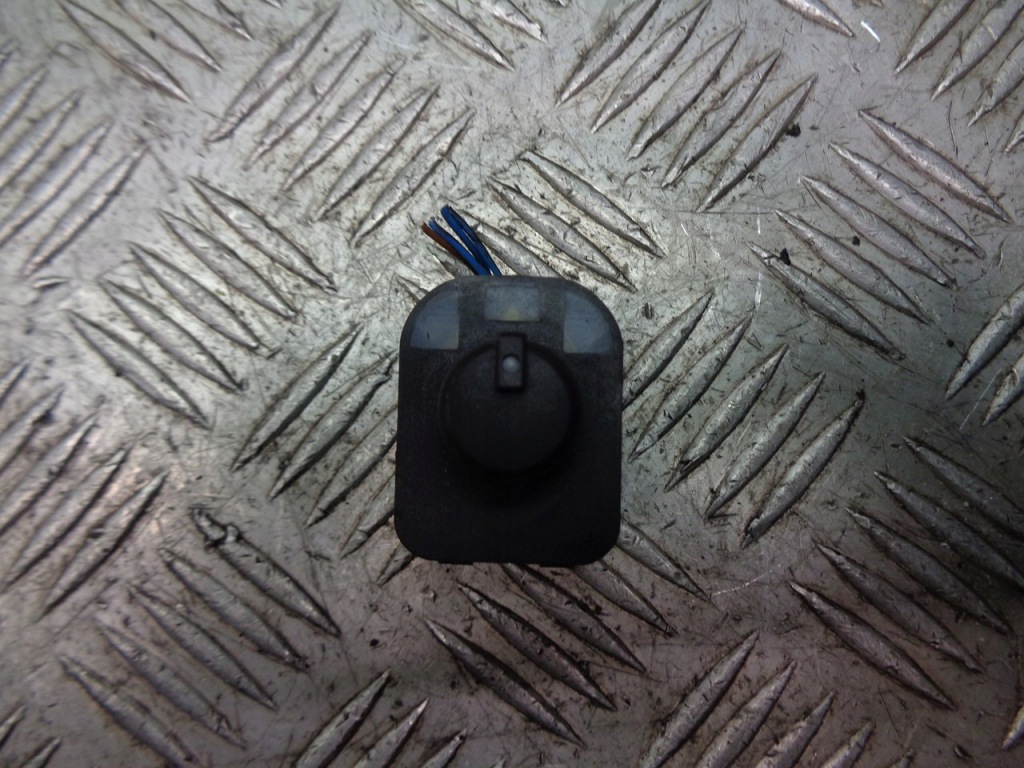 фото №1, Панель керування регулювання дзеркал audi a4 b6