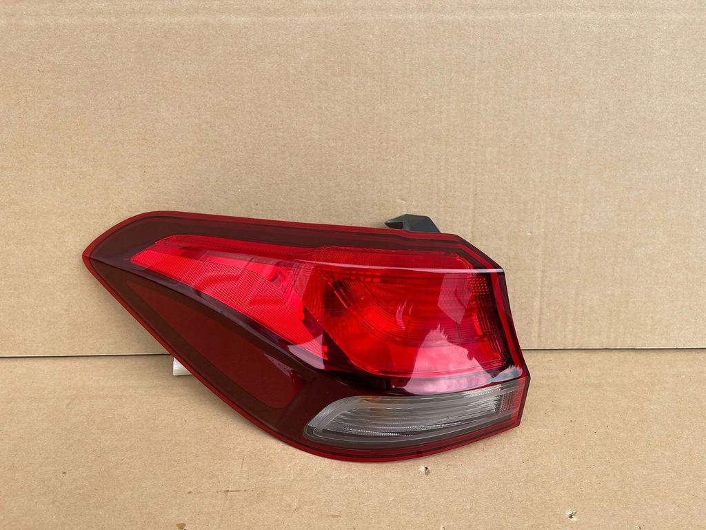 фото №1, Hyundai i30 iii kombi лампа задня ліва