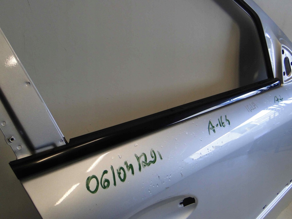 фото №4, Mercedes ml w164 gl x164 молдинг двері праве 164