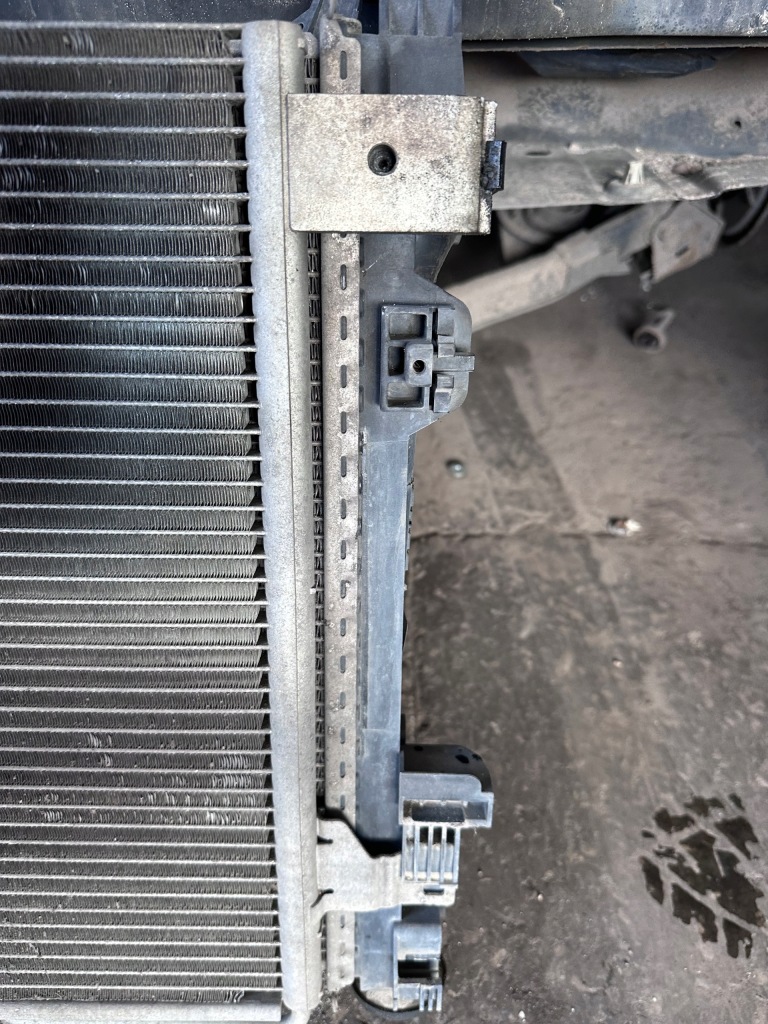Mercedes a klasa w169 радиатор конденсатор кондиционера кондиционер с Разборки