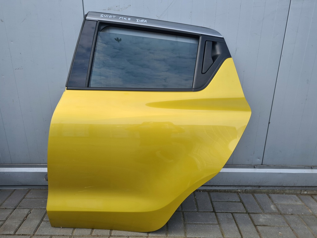 фото №1, Suzuki swift mk8 дверь левый задняя d8a