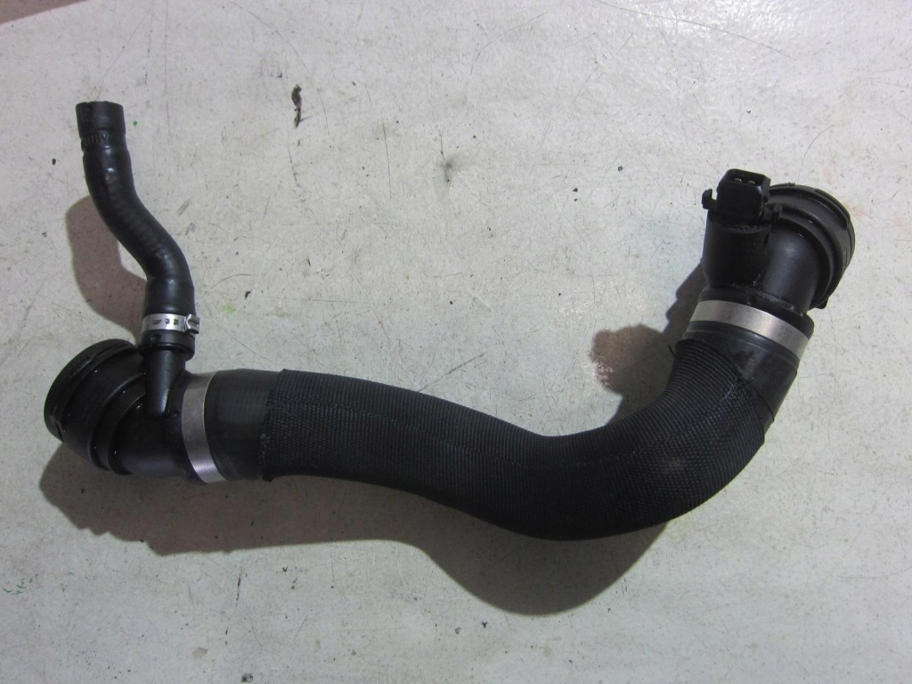 Купить Bmw f10 550i шланг пабтрубок  труба воды 7575427