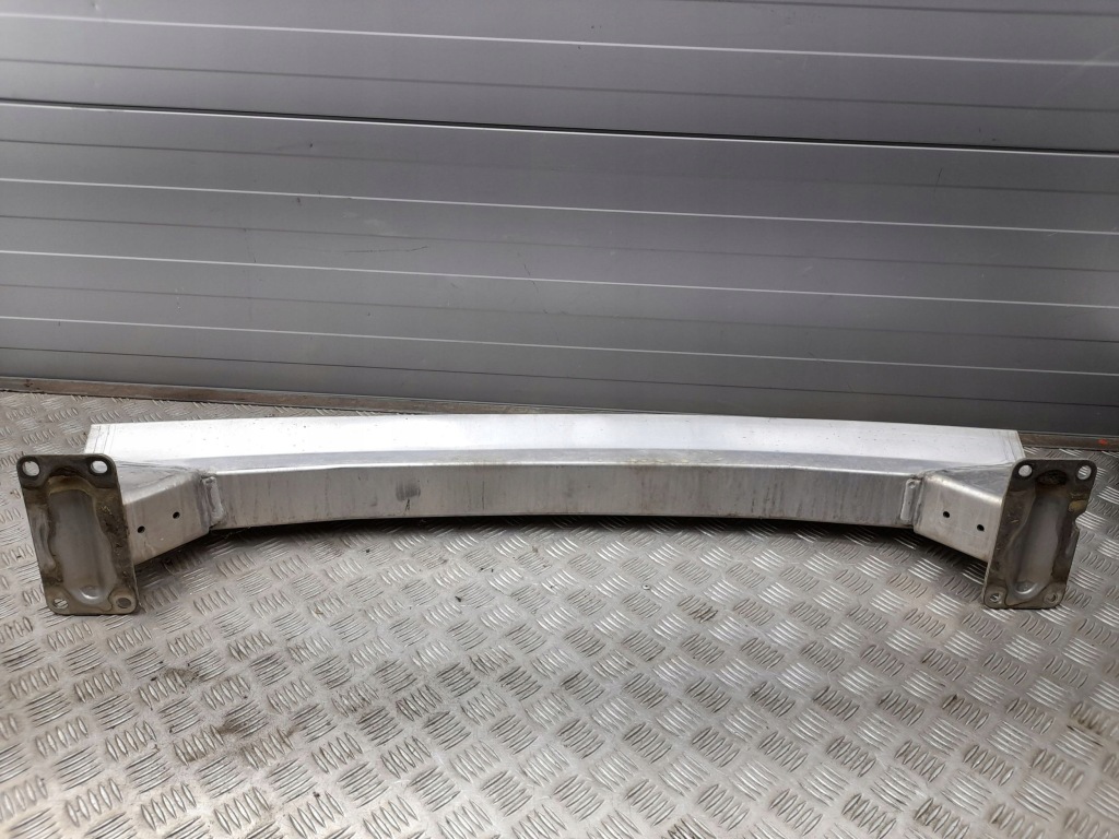 фото №12, Porsche panamera 970 2011 с задний поперечина бампера заднего