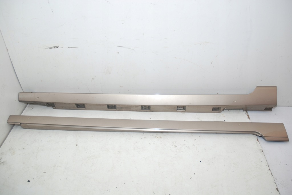 фото №1, Vw passat b8 молдинг поріг права 3g0853858 lc1y