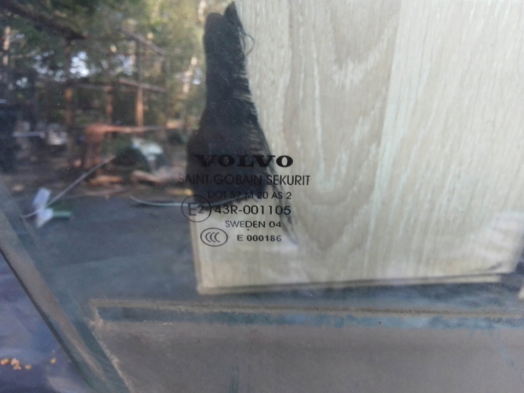 фото №2, Volvo v50 kombi combi скло бічна двері передня перед права