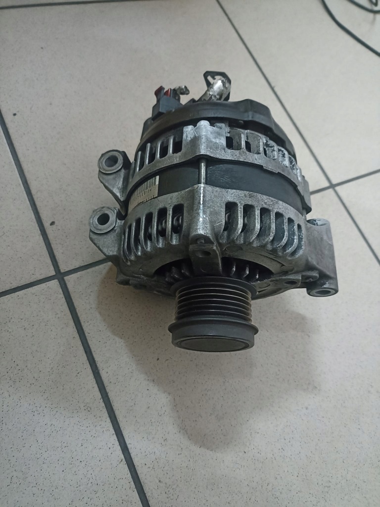 Купити Генератор 3.6 jeep wrangler dodge ram chrysler 11-20 04801624ad