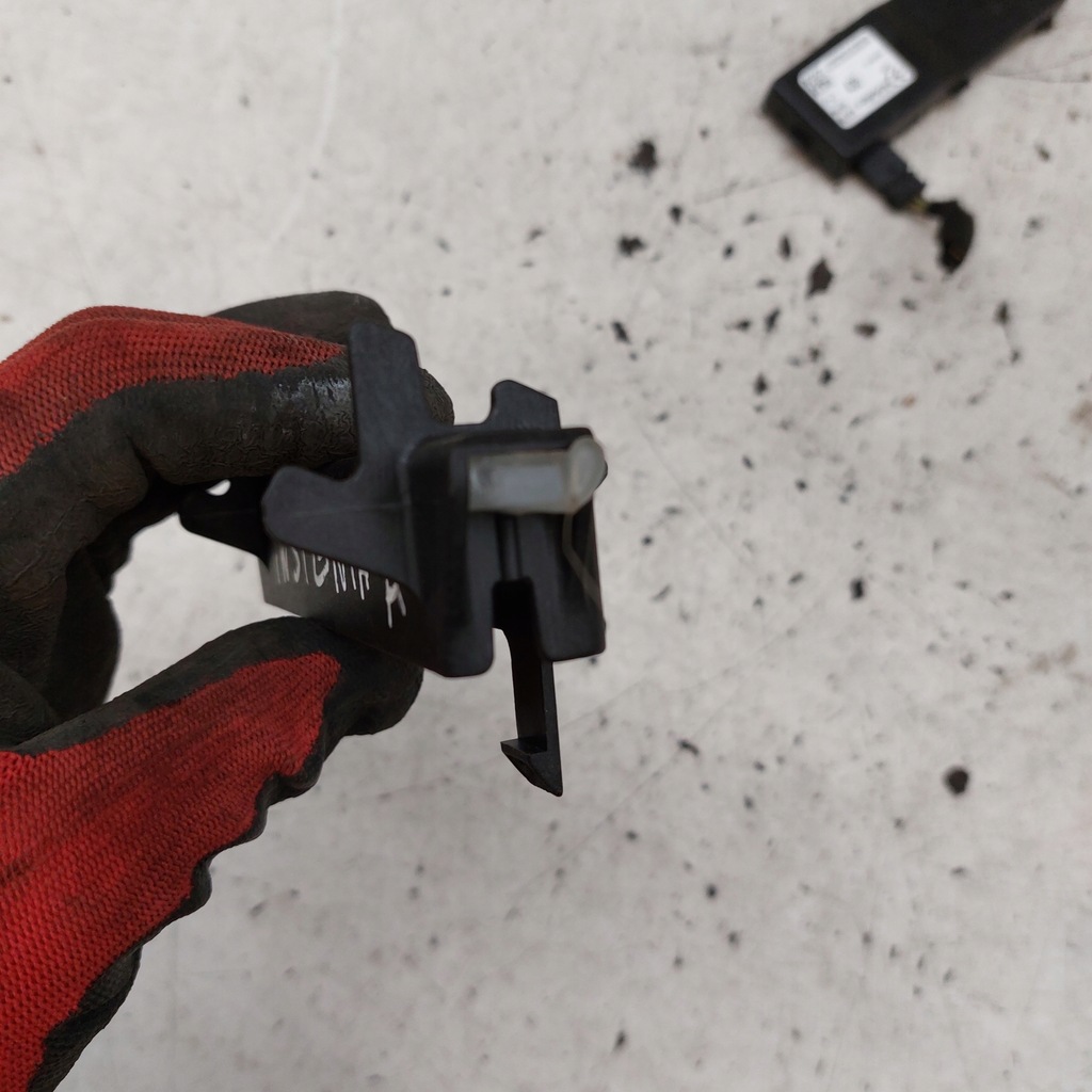 фото №12, Opel astra j insignia a модуль замка центрального