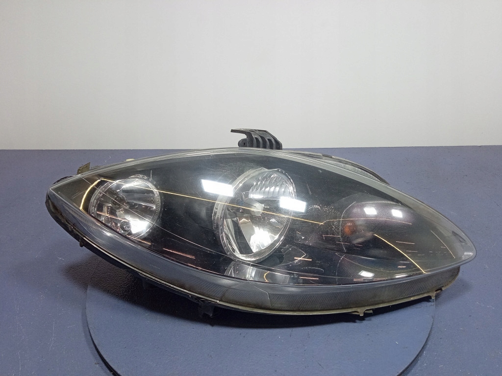 фото №1, Seat toledo iii фара лампа перед правый 5p1941006e