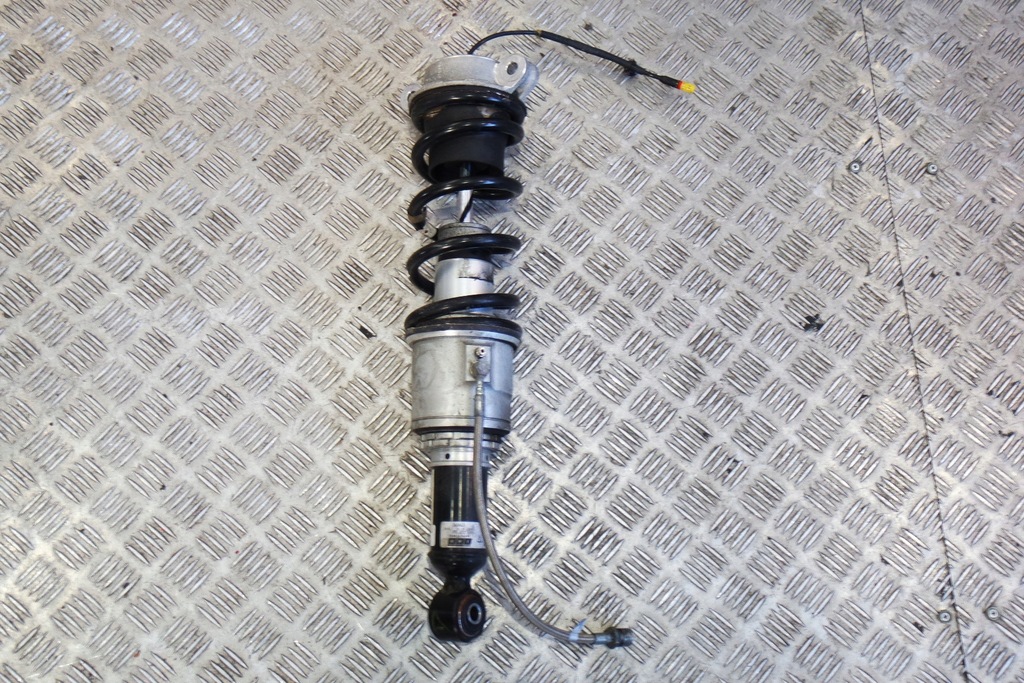 фото №1, Амортизатор перед правый ferrari 488 340843 1