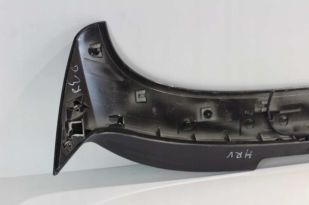 фото №7, Спойлер спойлер крышки honda hr-v 74900-t7a