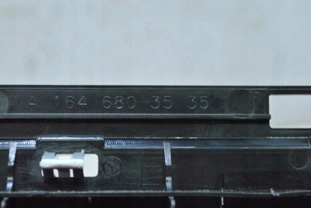 Защита стойка левая средняя ml w164 рестайлинг Киев