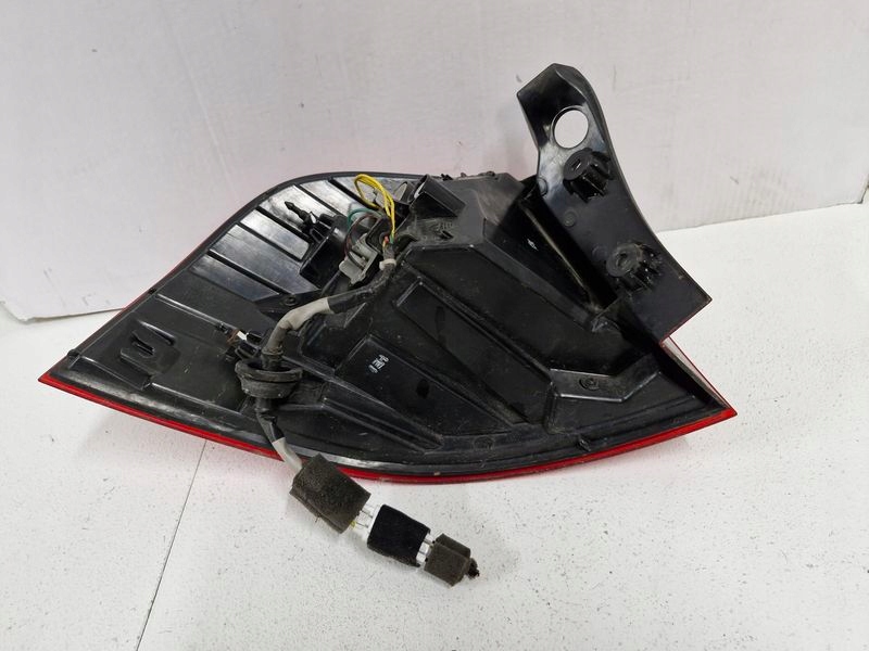 фото №9, Kia rio 3 iii hb лампа правый задняя правая задняя 92402-1w2