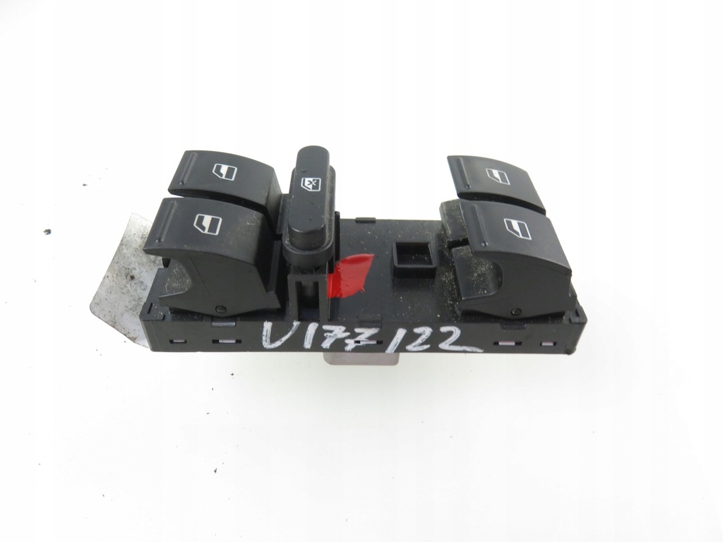 фото №7, Панель окон vw golf v 37skv005