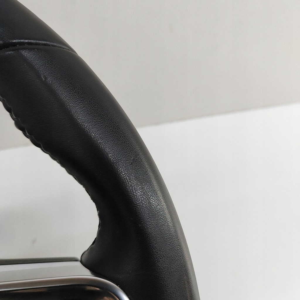 фото №6, Polestar 2 2022 воздуховод