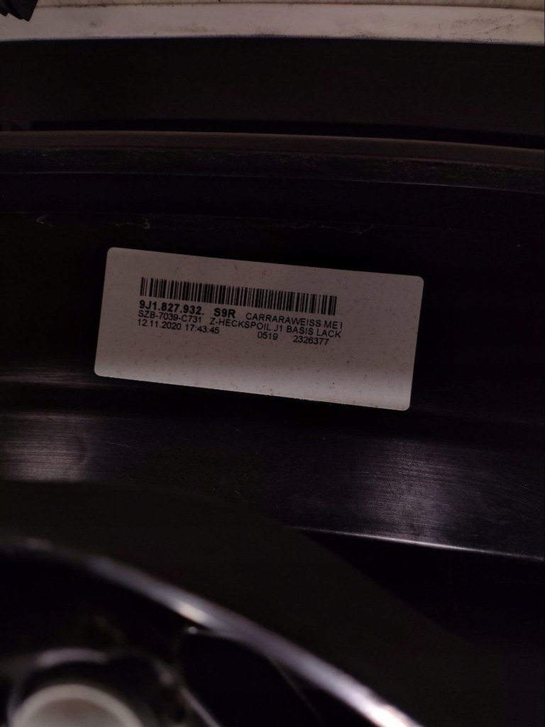 фото №10, Porsche taycan 9j1 2021 спойлеры