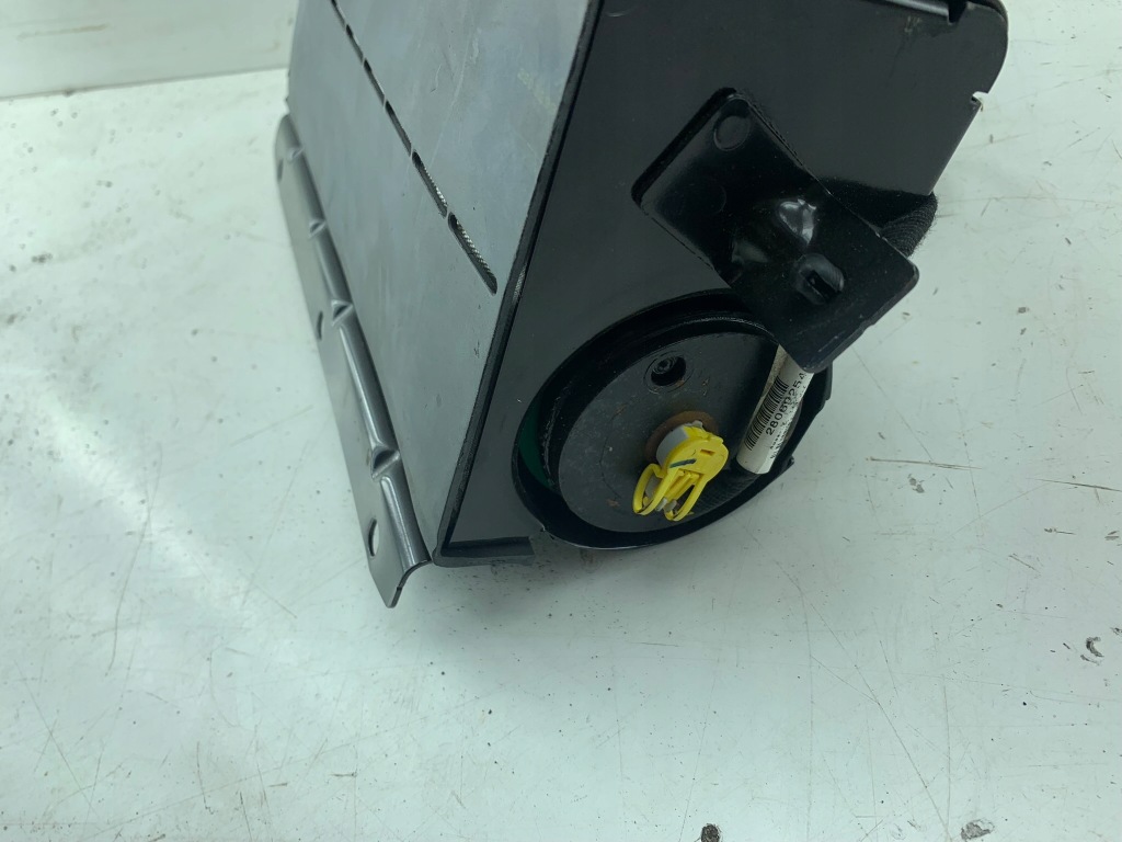 фото №3, Cadillac srx 07r подушка пассажира