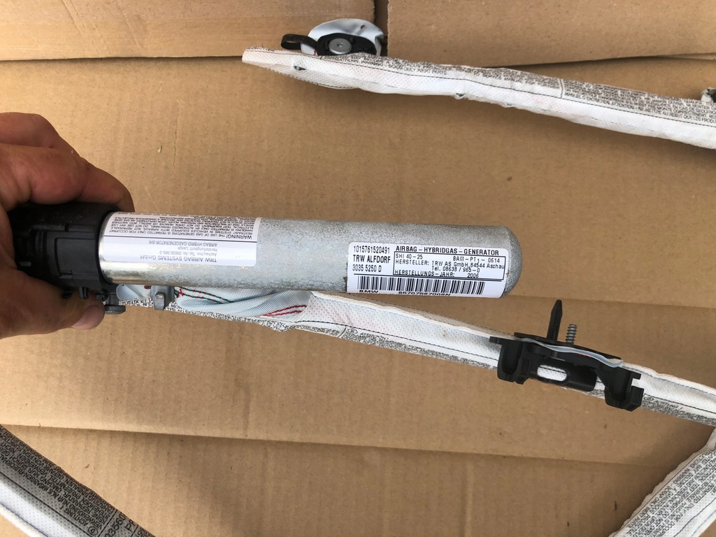 фото №4, Bmw e81 e87 шторка безопасности правая 85707587008n 5 дверь