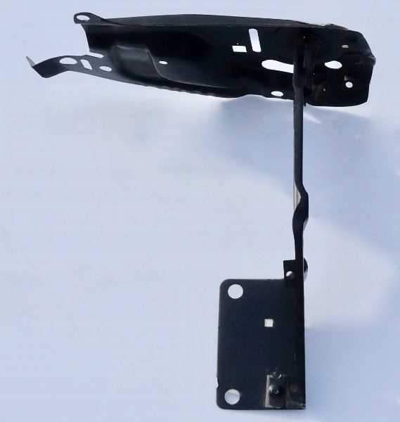 фото №2, Панель фары поперечина передний левый audi 80 b4