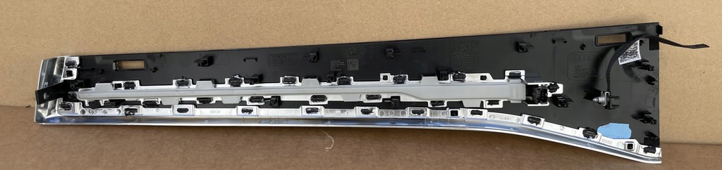 фото №5, Dekor молдинг консоли 4m8857720g audi q7 q8 lift jak nowa оригинал