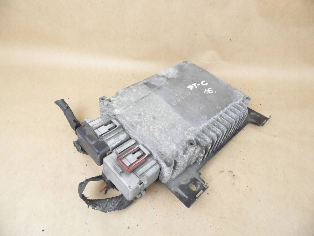 фото №1, Бортовой компьютер блок управления двигателя chrysler оригинальный номер 04671545ah