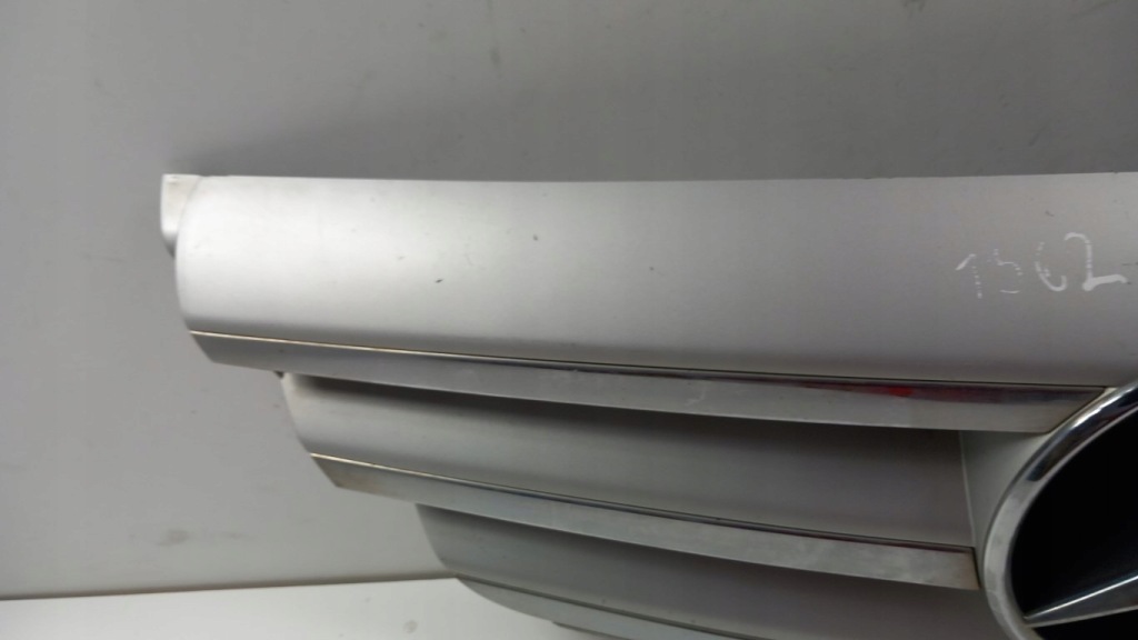 фото №3, Mercedes b w245 lift решётка радиатора решётка радиатора 787