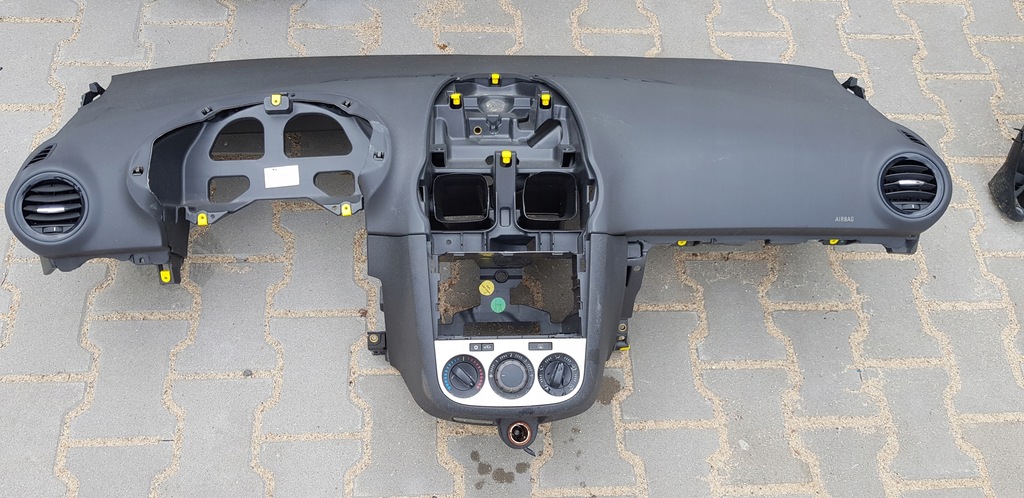 фото №9, Opel corsa d 3d лампа задняя правая