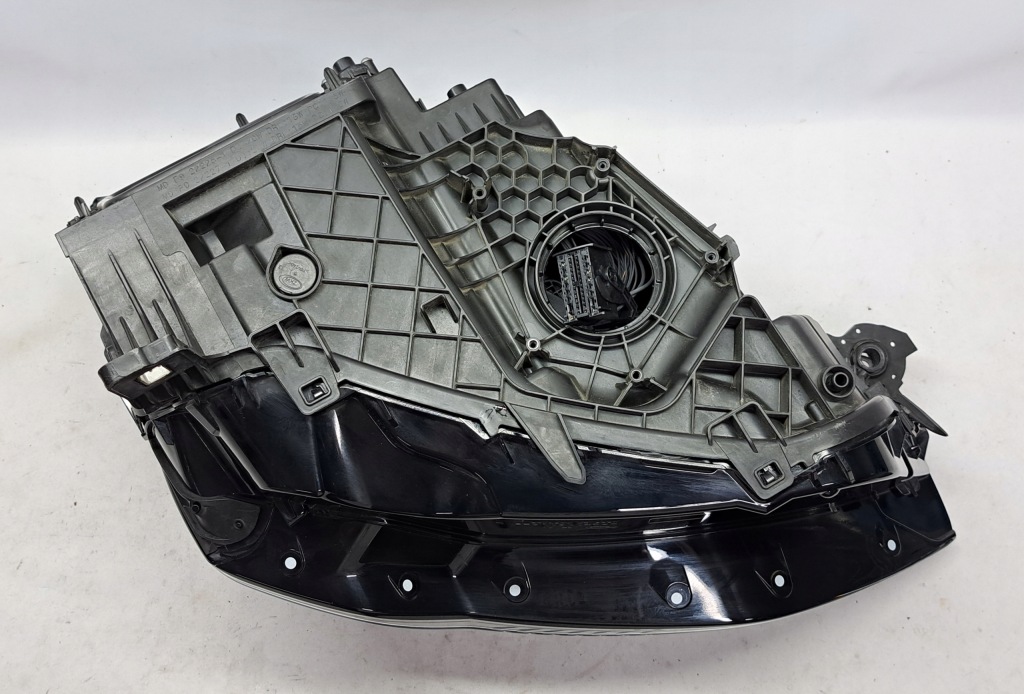 Ліхтарі  правий ліва full led audi q3 83a 83a941033 83a941034 Оригінал