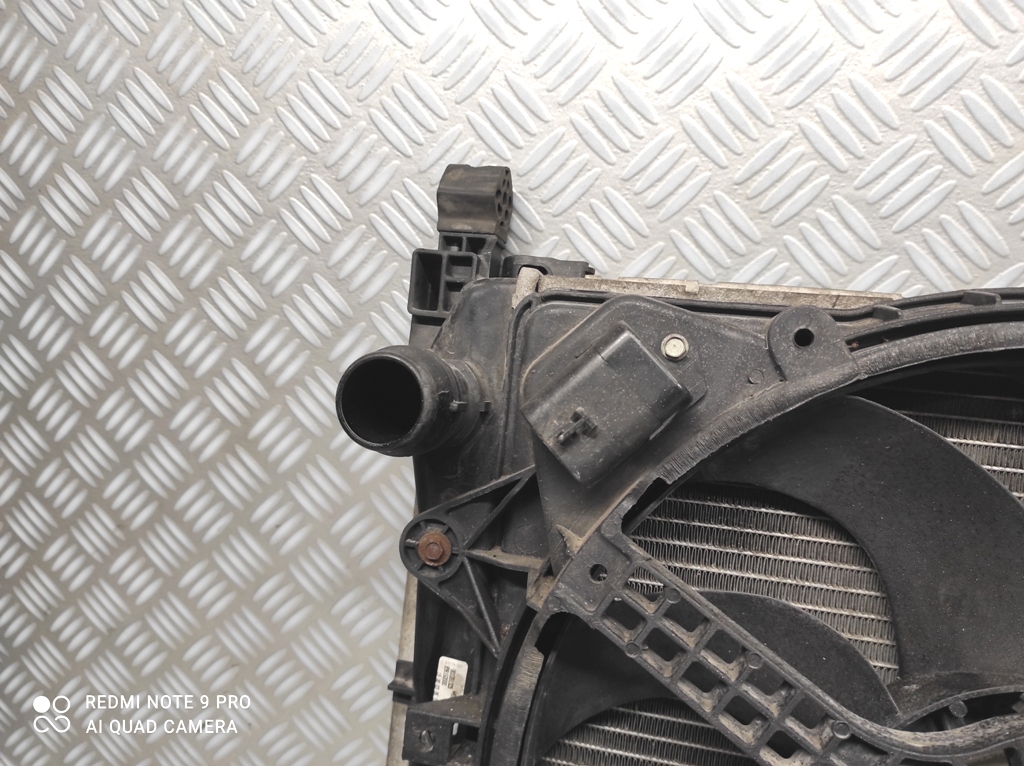 Радіатор радіатор води інтеркулер вентилятор opel corsa d рестайлінг  1.3 cdti Оригінал