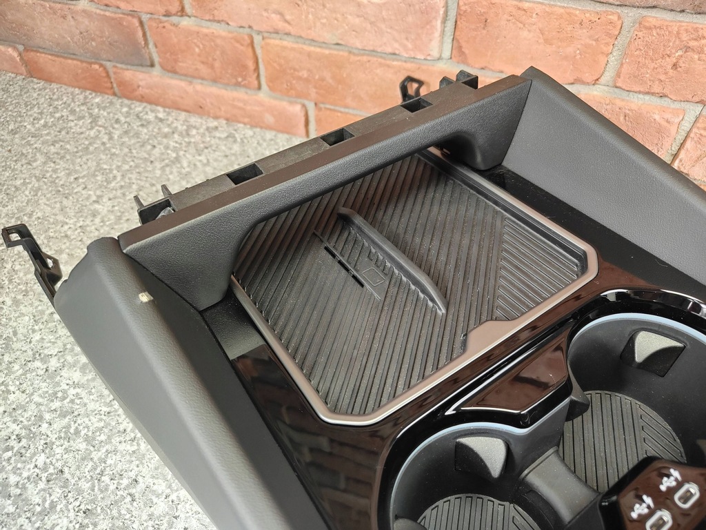 фото №12, Туннель средний bmw 5 g60 g61 подлокотник кожа кожаный белый rauchweiss