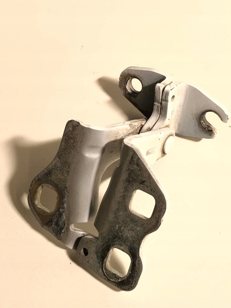 Tesla model 3 2019 петли Цена