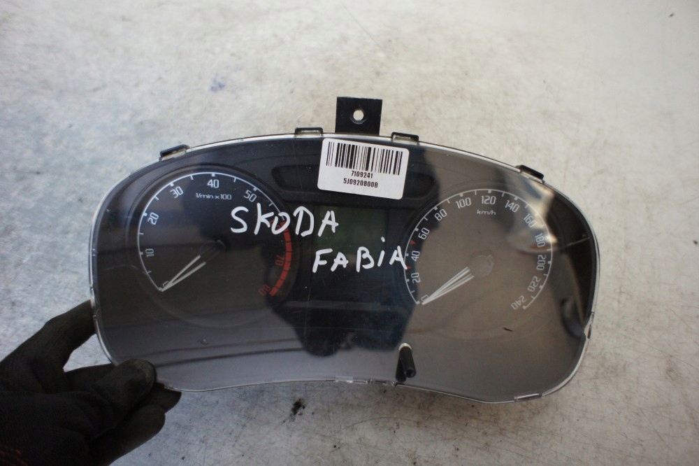 Купити Лічильник приладова панель skoda fabia ii 5j0920800b