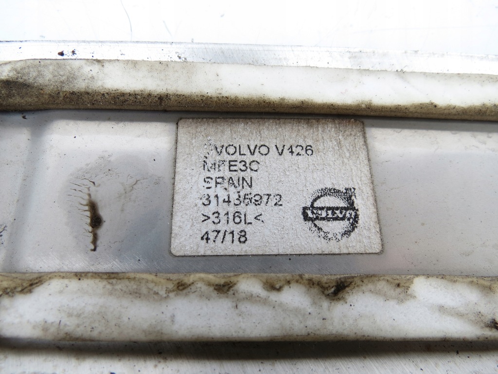 фото №12, Молдинг хром бампера задняя задняя volvo xc60 ii 17-