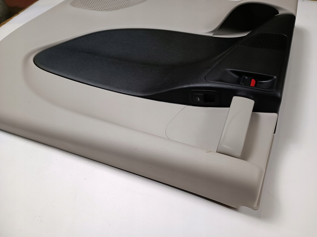 фото №5, Обшивка оббивка двері правий задня задній pacifica 2016 -