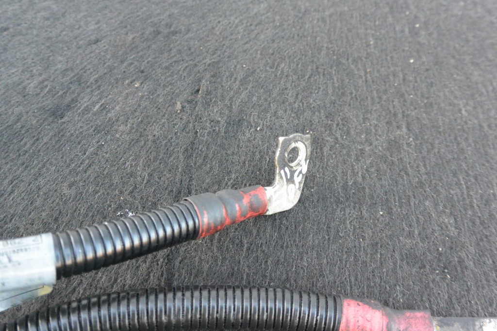 Шланг стартер генератора комплект  bmw x5 e70 e71 Зі Шроту