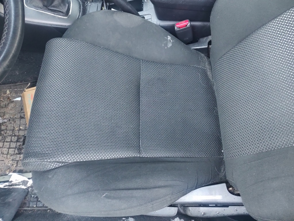 фото №1, Toyota avensis t25 sedan сиденье перед левый