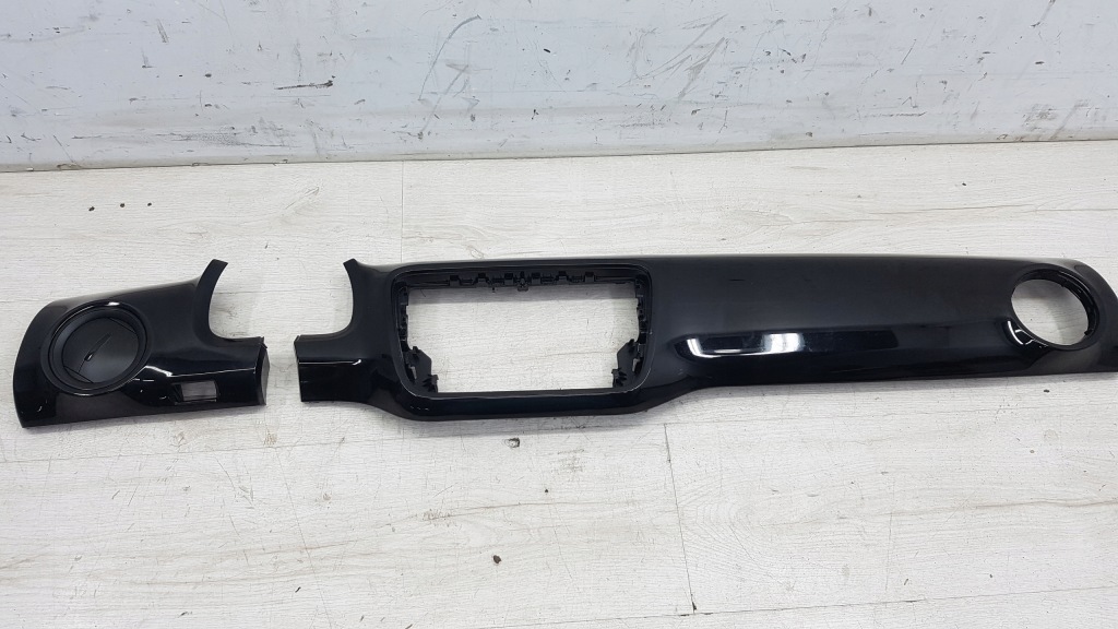 фото №1, Vw up dekor панелі чорний eu