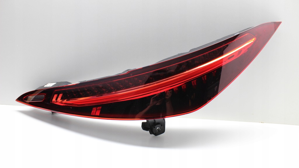 фото №1, Mercedes sl r232 amg - лампа правая led 2022+