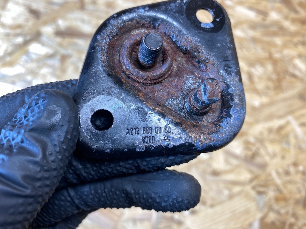 фото №9, Замок засувка зачіп капот mercedes w205 a2128800060