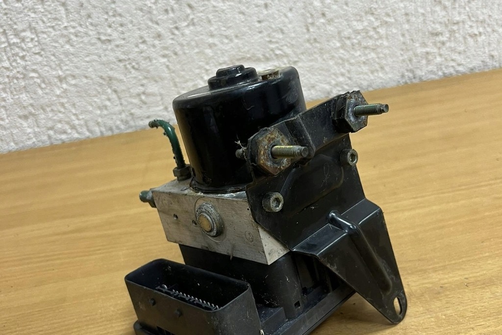 фото №9, Насос abs citroën c5 i dc_ 9648606980 3.0l бензиновий 152kw 2002