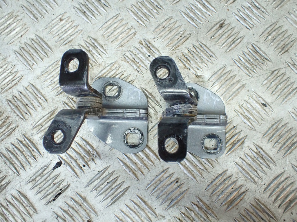 фото №11, Петли дверь задняя chevrolet silverado suburban escalade tahoe yukon 2019-