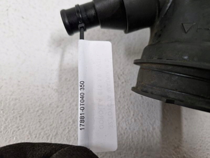 фото №4, Toyot matrix ii 2 corolla e15 1.8 vvti шланг трубка пабтрубок  воздухозаборник воздуха