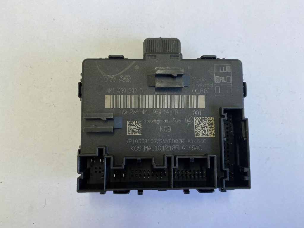 фото №1, Audi q8 модуль блок управления дверь 4m1959592d оригинал